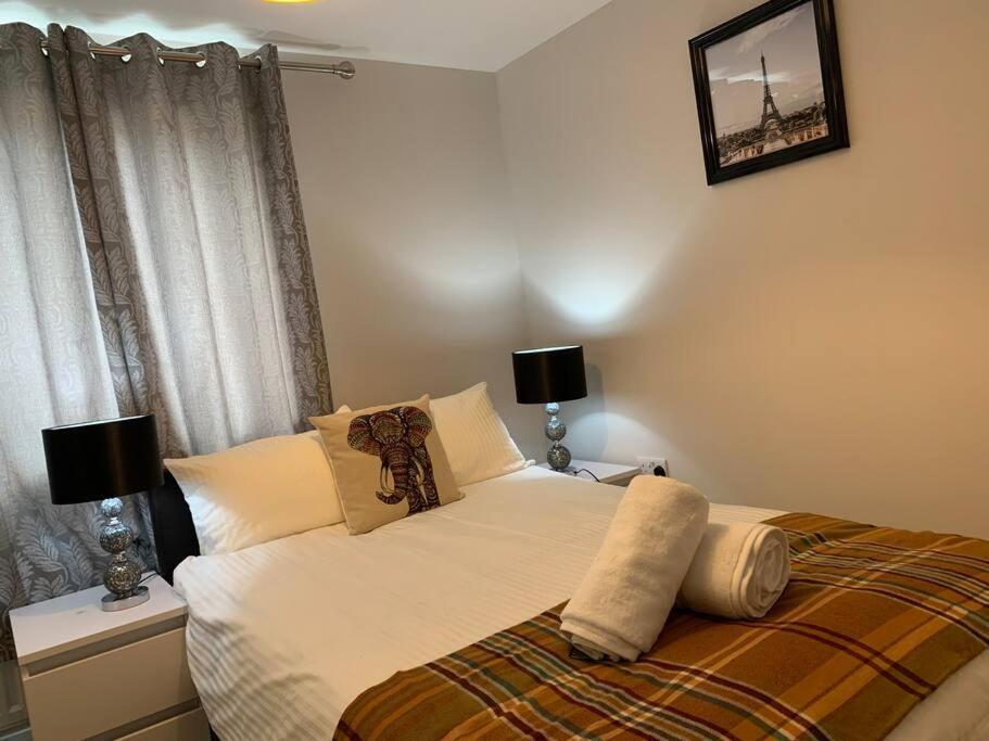 Aqua Dreams - Serviced Luxury Modern Belfast City Centre 2 Bed Apartment Екстер'єр фото