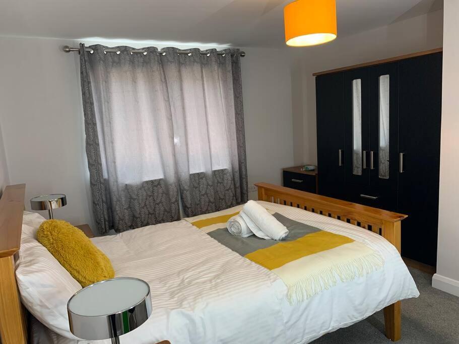 Aqua Dreams - Serviced Luxury Modern Belfast City Centre 2 Bed Apartment Екстер'єр фото