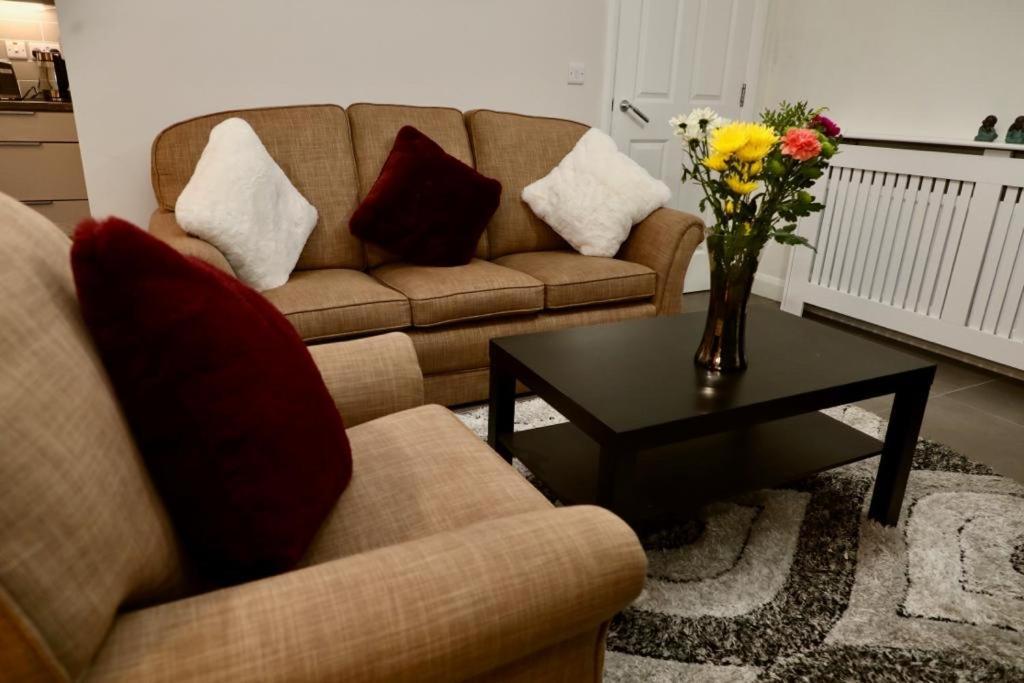 Aqua Dreams - Serviced Luxury Modern Belfast City Centre 2 Bed Apartment Екстер'єр фото