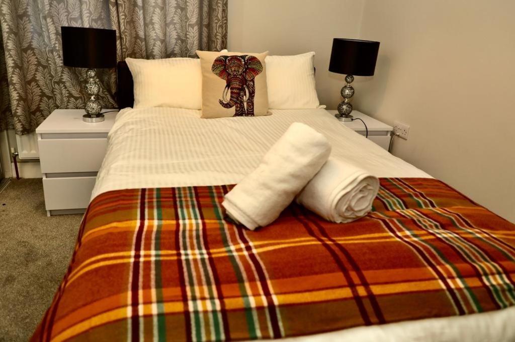 Aqua Dreams - Serviced Luxury Modern Belfast City Centre 2 Bed Apartment Екстер'єр фото